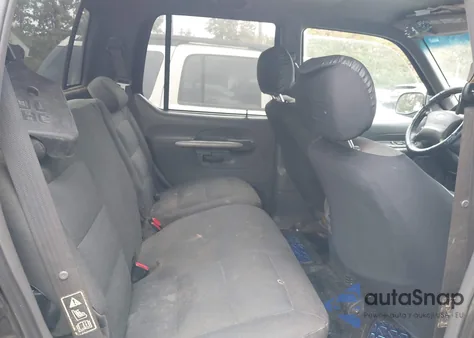 2001 Ford Explorer Sport Trac z USA, uszkodzony, nr VIN 1FMZU67E61UC11970